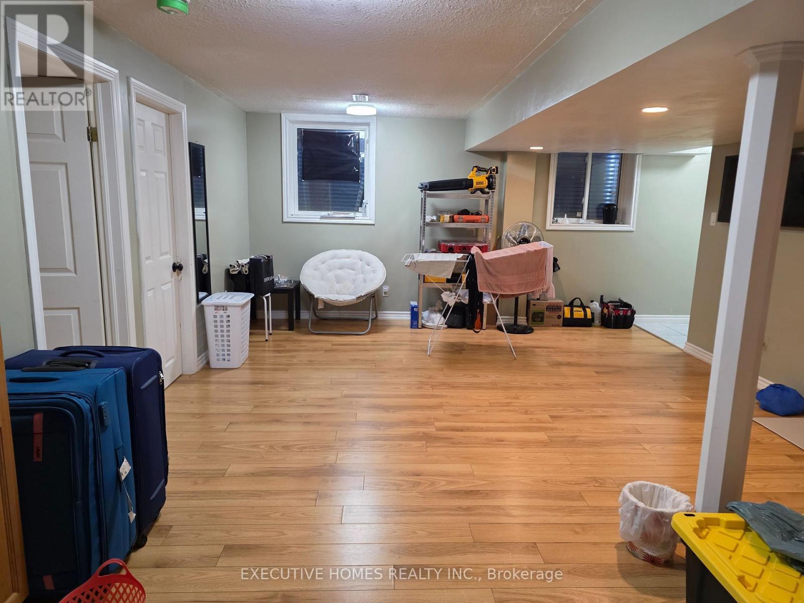 35 Claudette Gate, Hamilton, ON - Indoor