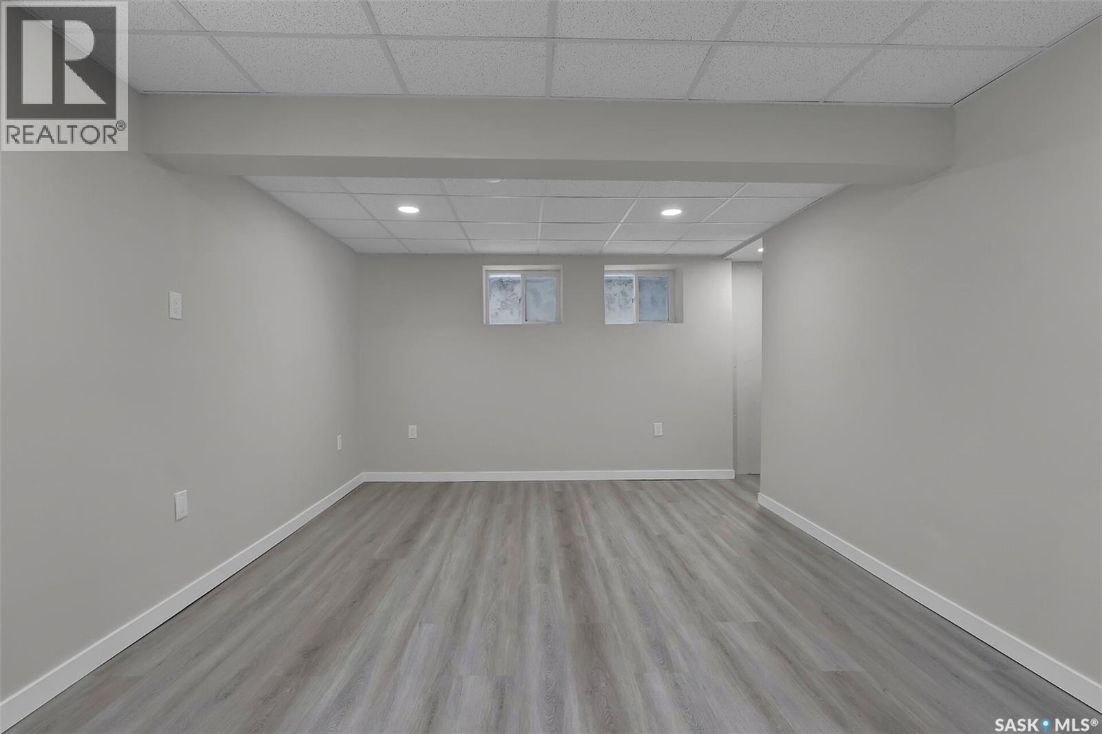 2070 Princess Street, Regina, SK - Indoor