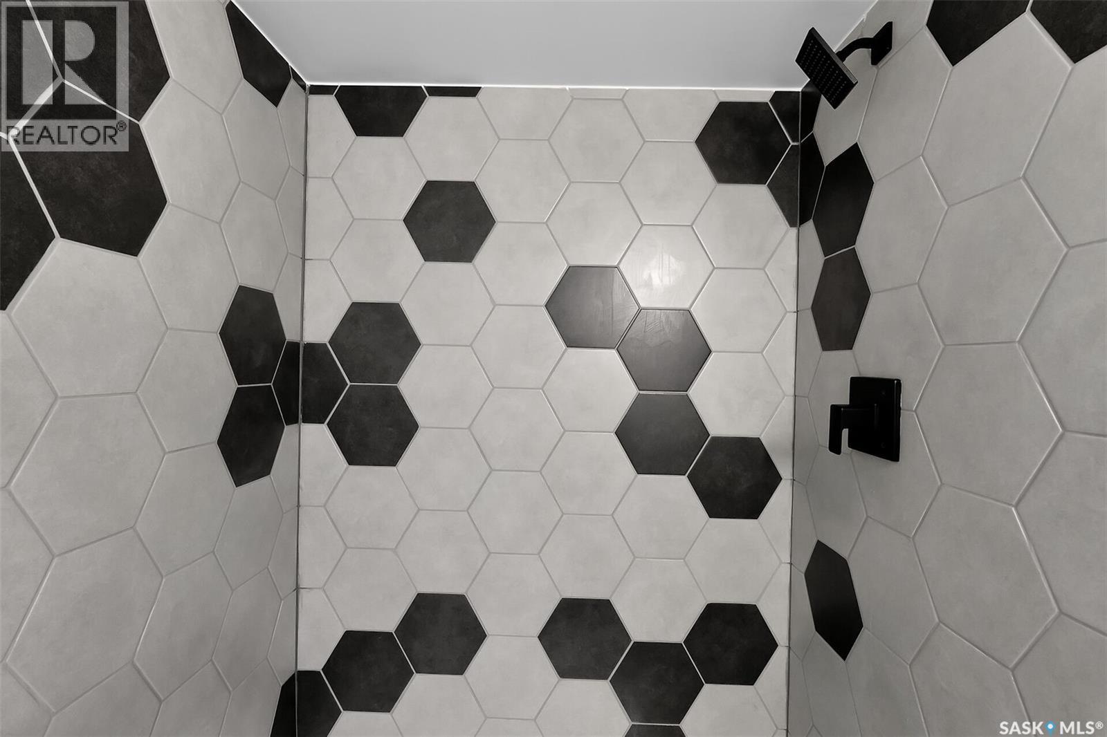 2070 Princess Street, Regina, SK - Indoor