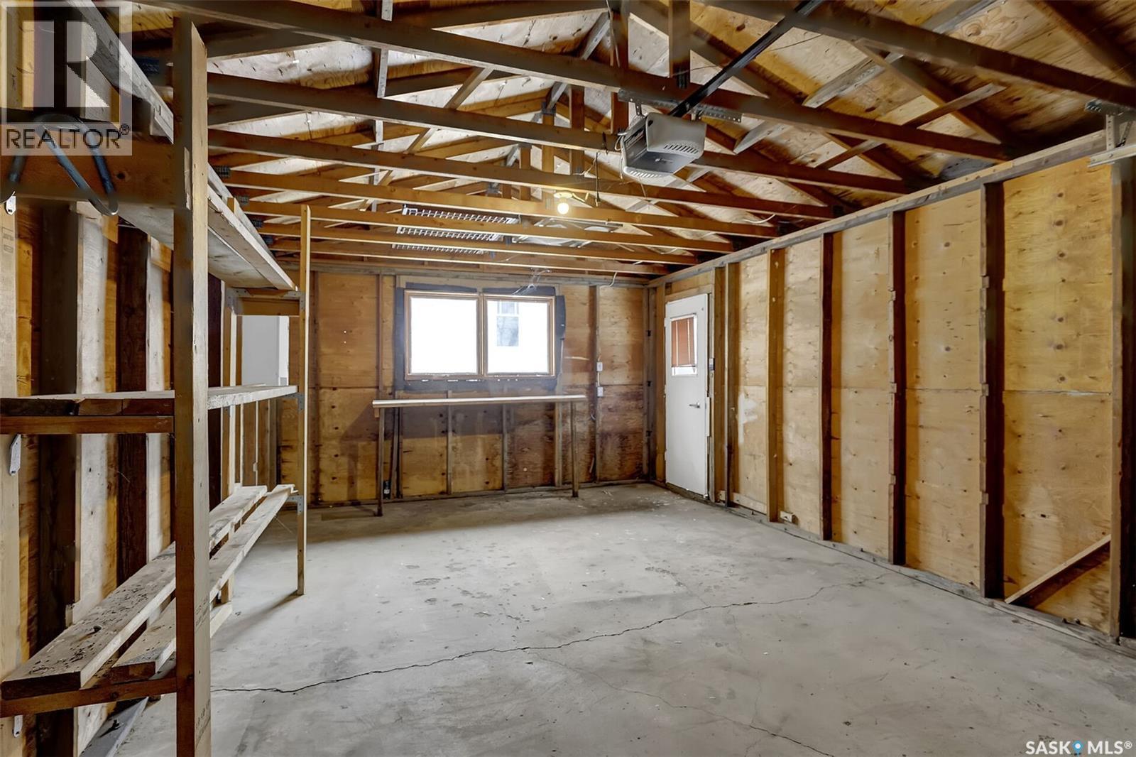 2070 Princess Street, Regina, SK - Indoor Photo Showing Basement