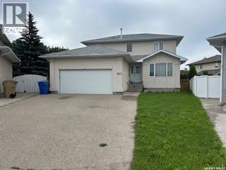 3827 Britannia Place E, Regina, SK - Outdoor