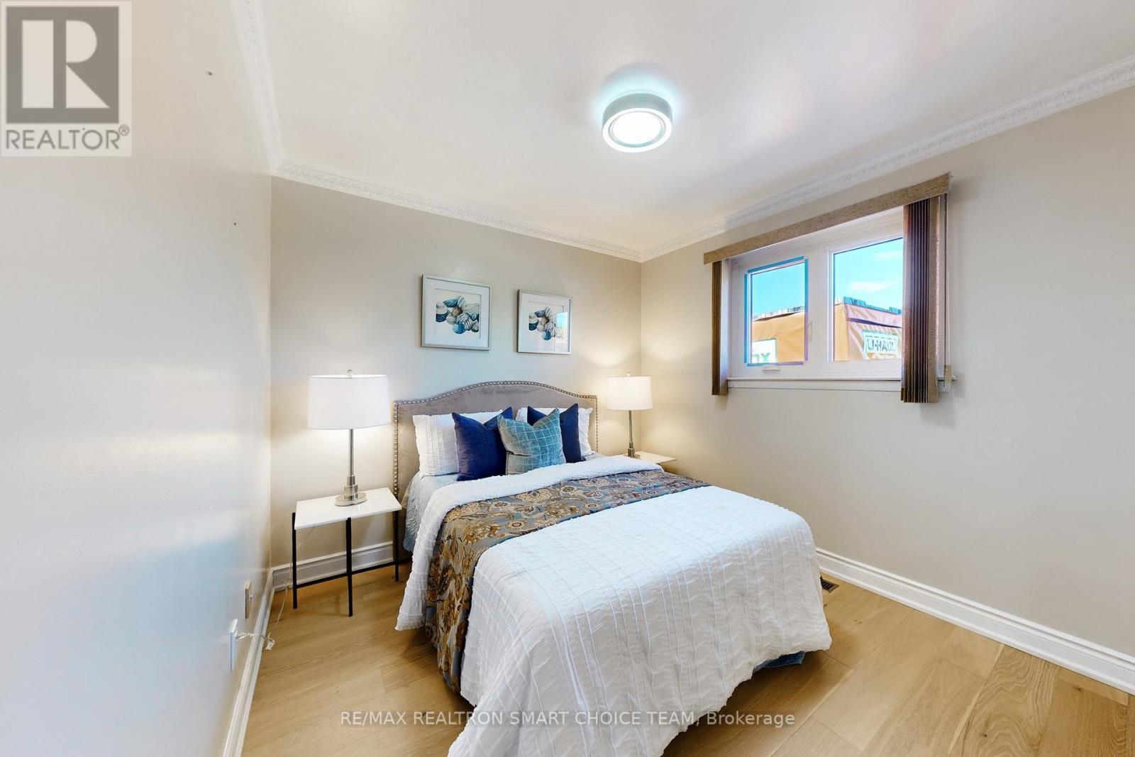 16 Frith Road, Toronto, ON - Indoor Photo Showing Bedroom