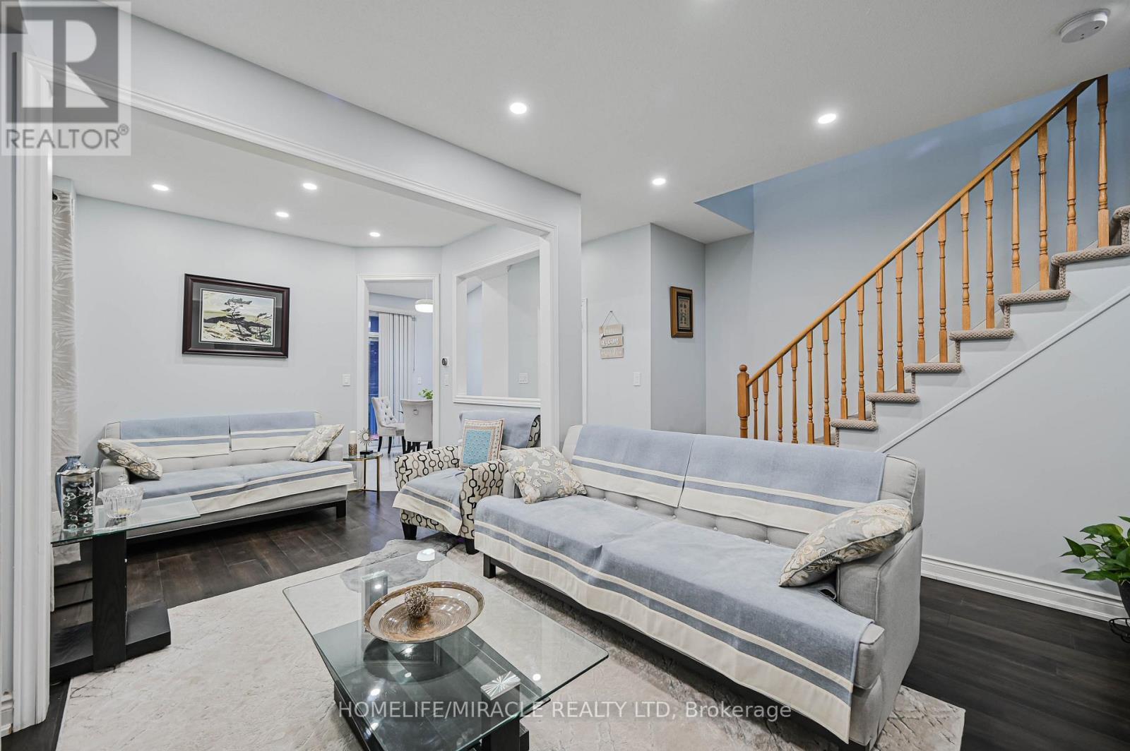 3420 Fountain Park Avenue, Mississauga, ON - Indoor