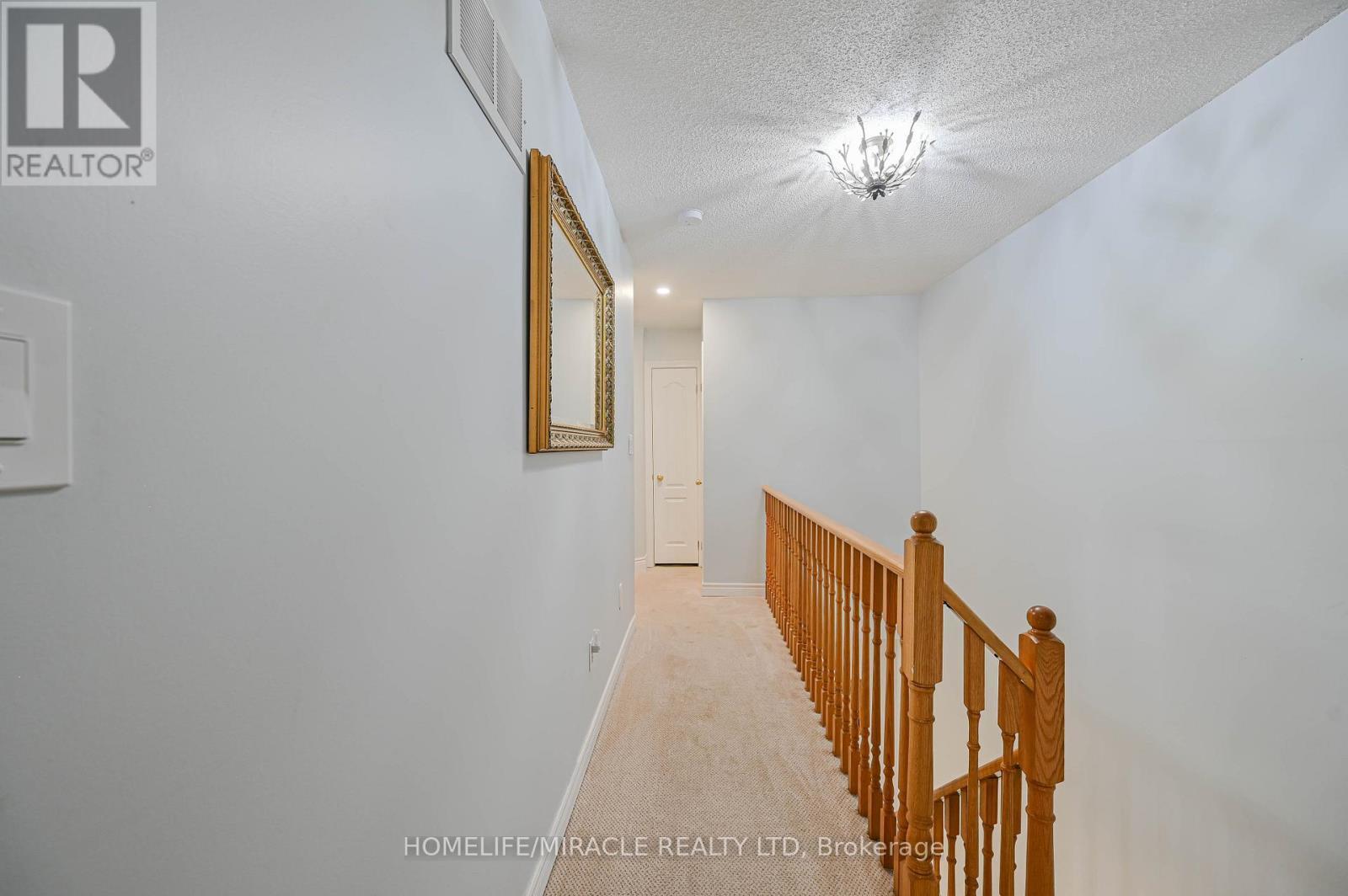 3420 Fountain Park Avenue, Mississauga, ON - Indoor Photo Showing Other Room