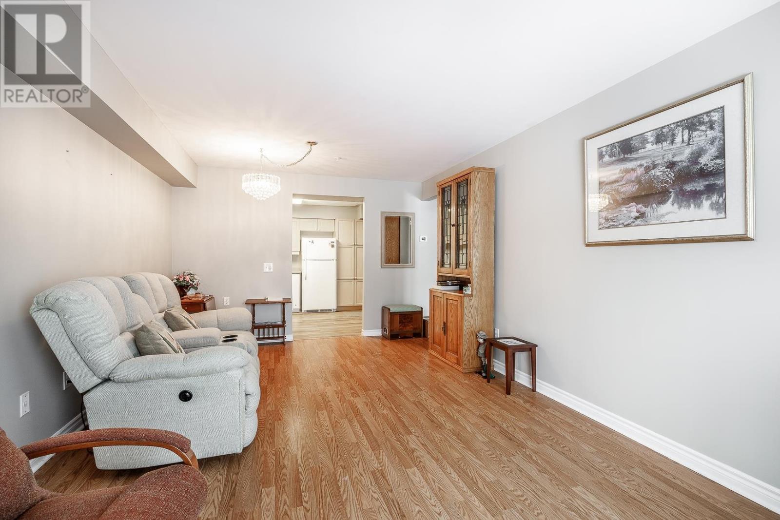 721 Third Line E # #8, Sault Ste. Marie, ON - Indoor Photo Showing Living Room