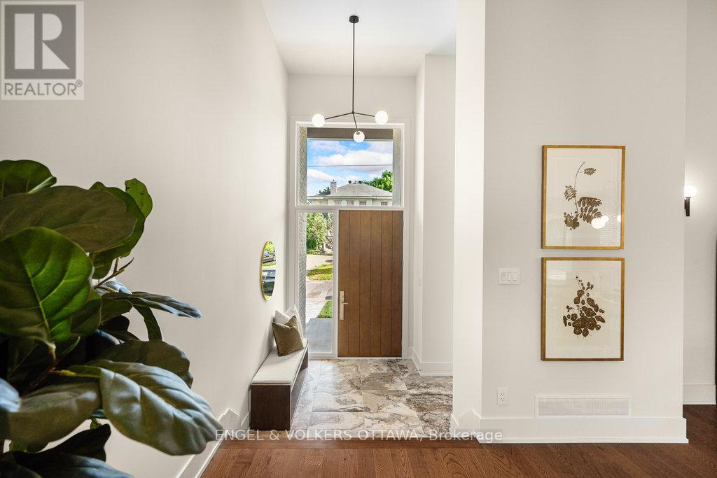 291 Billings Avenue, Ottawa, ON - Indoor Photo Showing Other Room