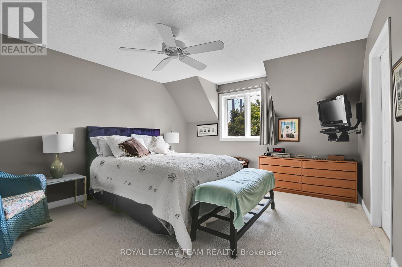 64 Lillico Drive, Ottawa, ON - Indoor Photo Showing Bedroom