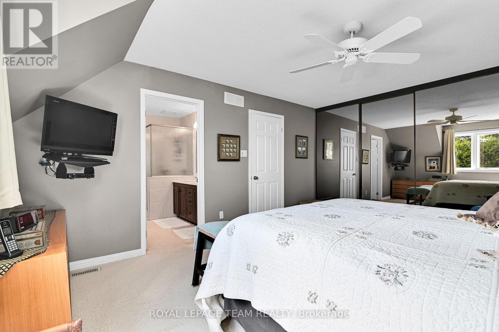 64 Lillico Drive, Ottawa, ON - Indoor Photo Showing Bedroom