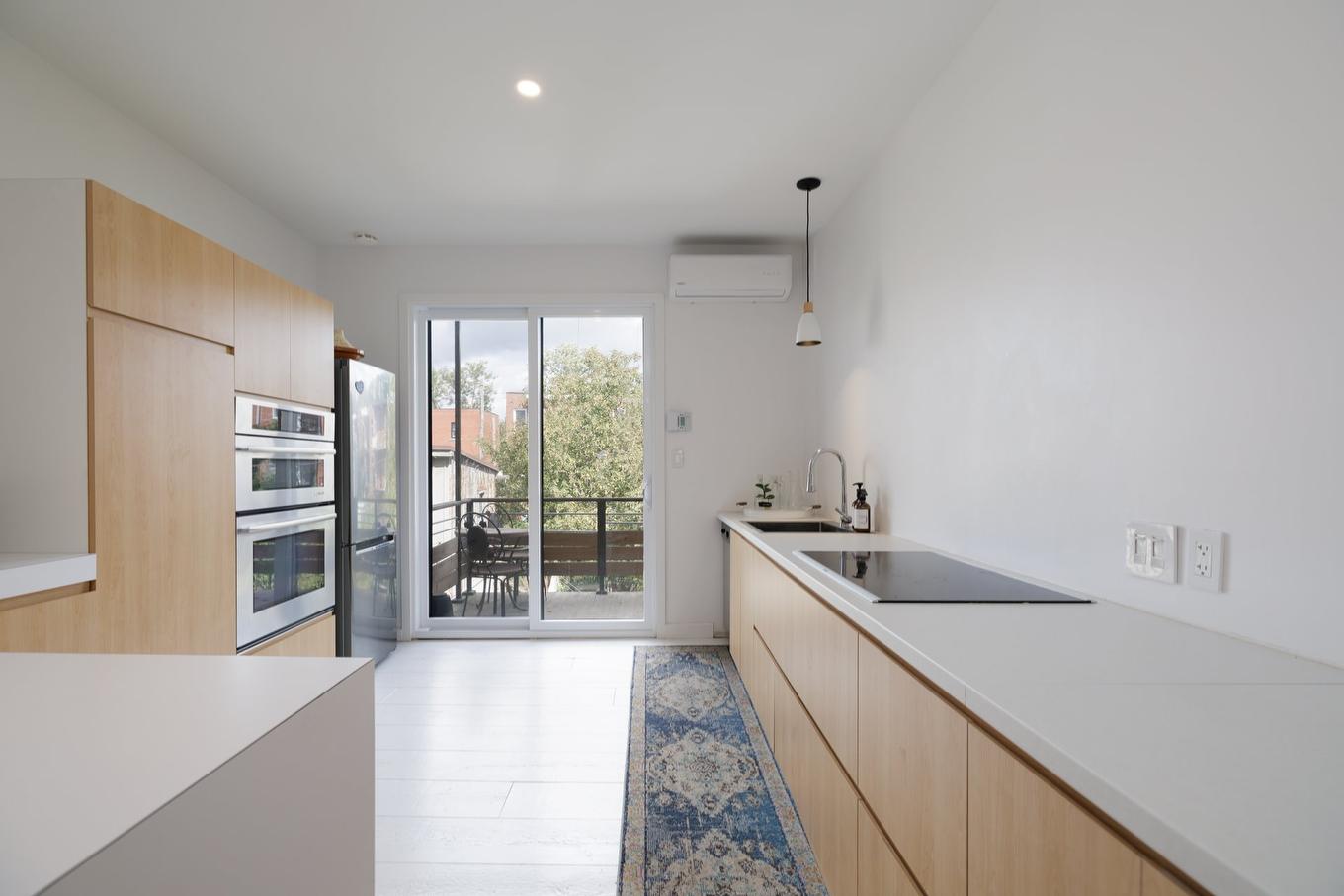 Cuisine - 6891 Rue Chambord, Montréal (Rosemont/La Petite-Patrie), QC - Indoor Photo Showing Kitchen