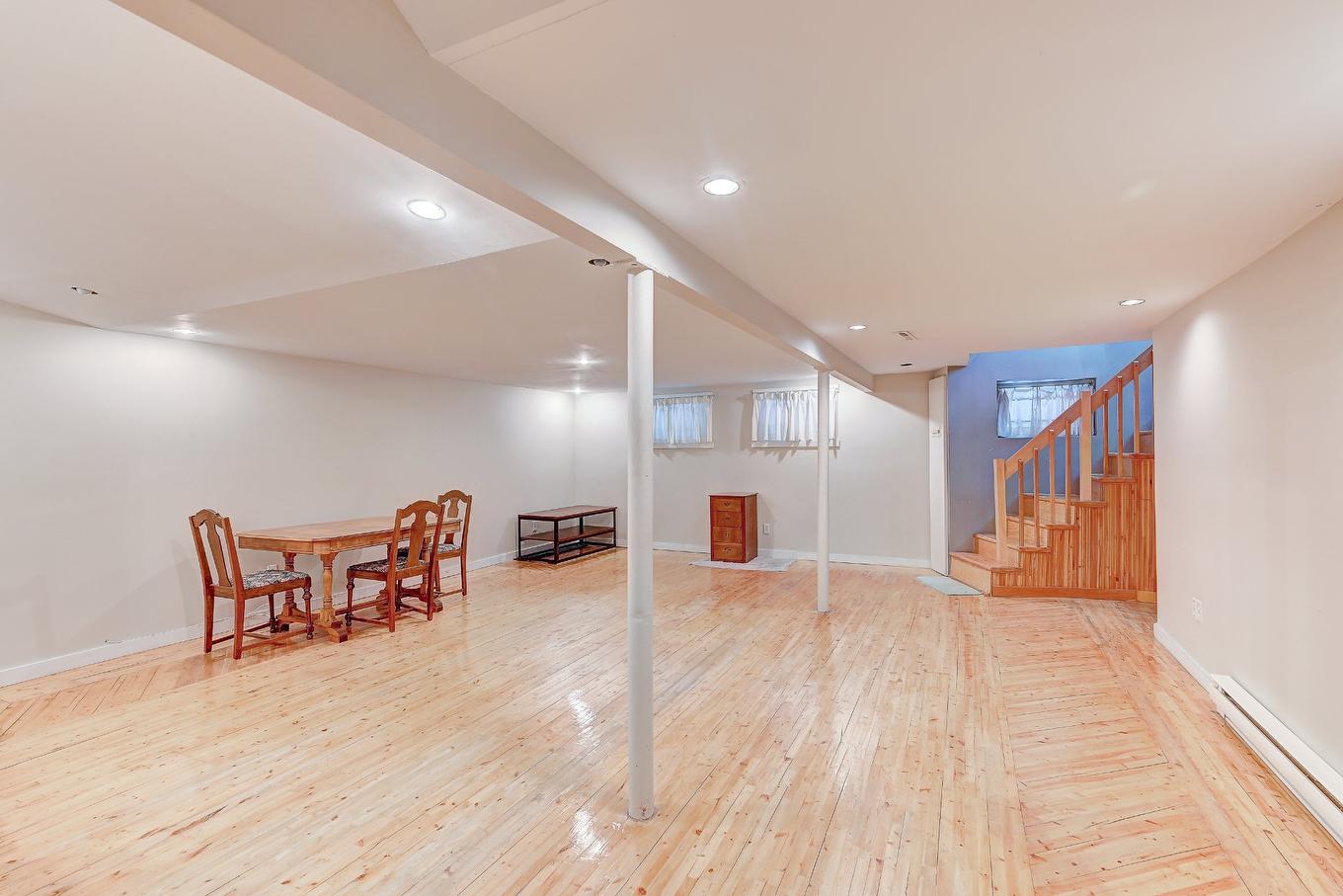 Salle familiale - 6000 Rue Verlaine, Brossard, QC - Indoor Photo Showing Other Room