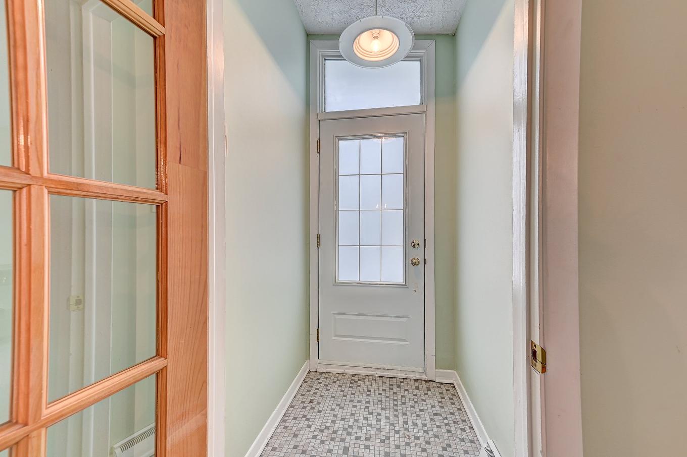 Hall d'entrée/Vestibule - 6000 Rue Verlaine, Brossard, QC - Indoor Photo Showing Other Room