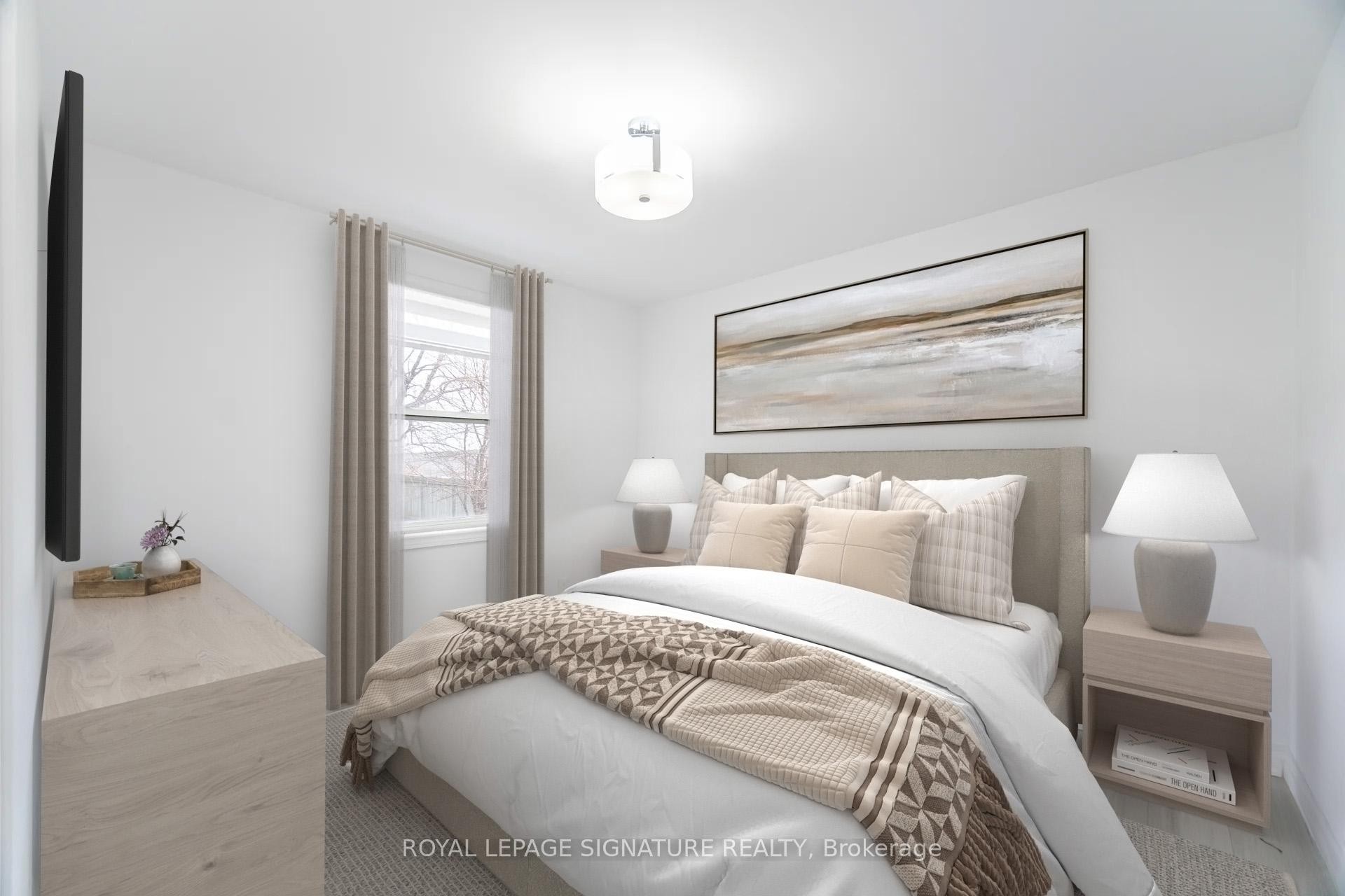 2015 Stanfield Road, Mississauga, ON - Indoor Photo Showing Bedroom