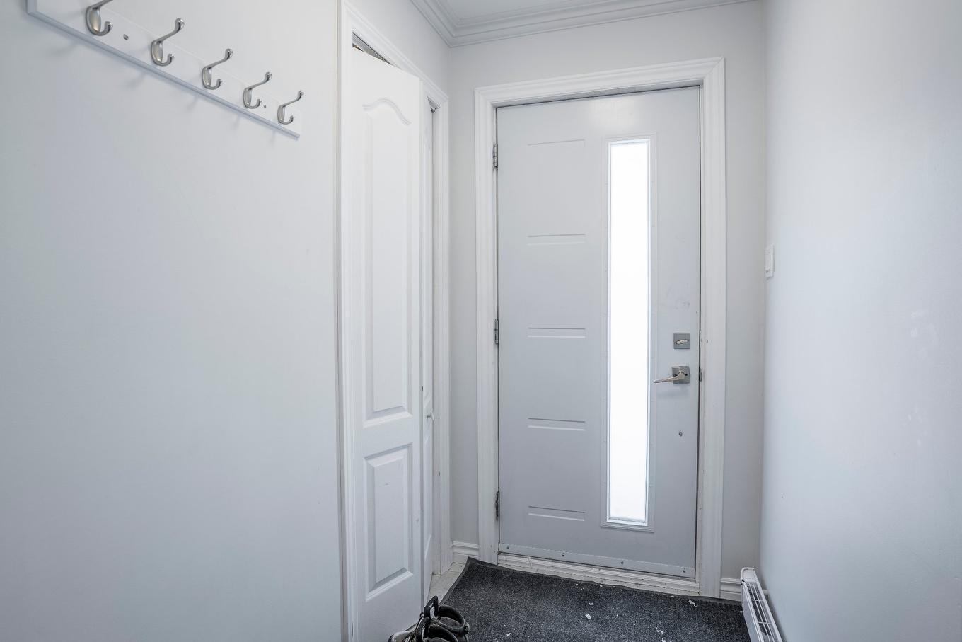 Hall - 2760 120E Rue, Saint-Georges, QC - Indoor Photo Showing Other Room