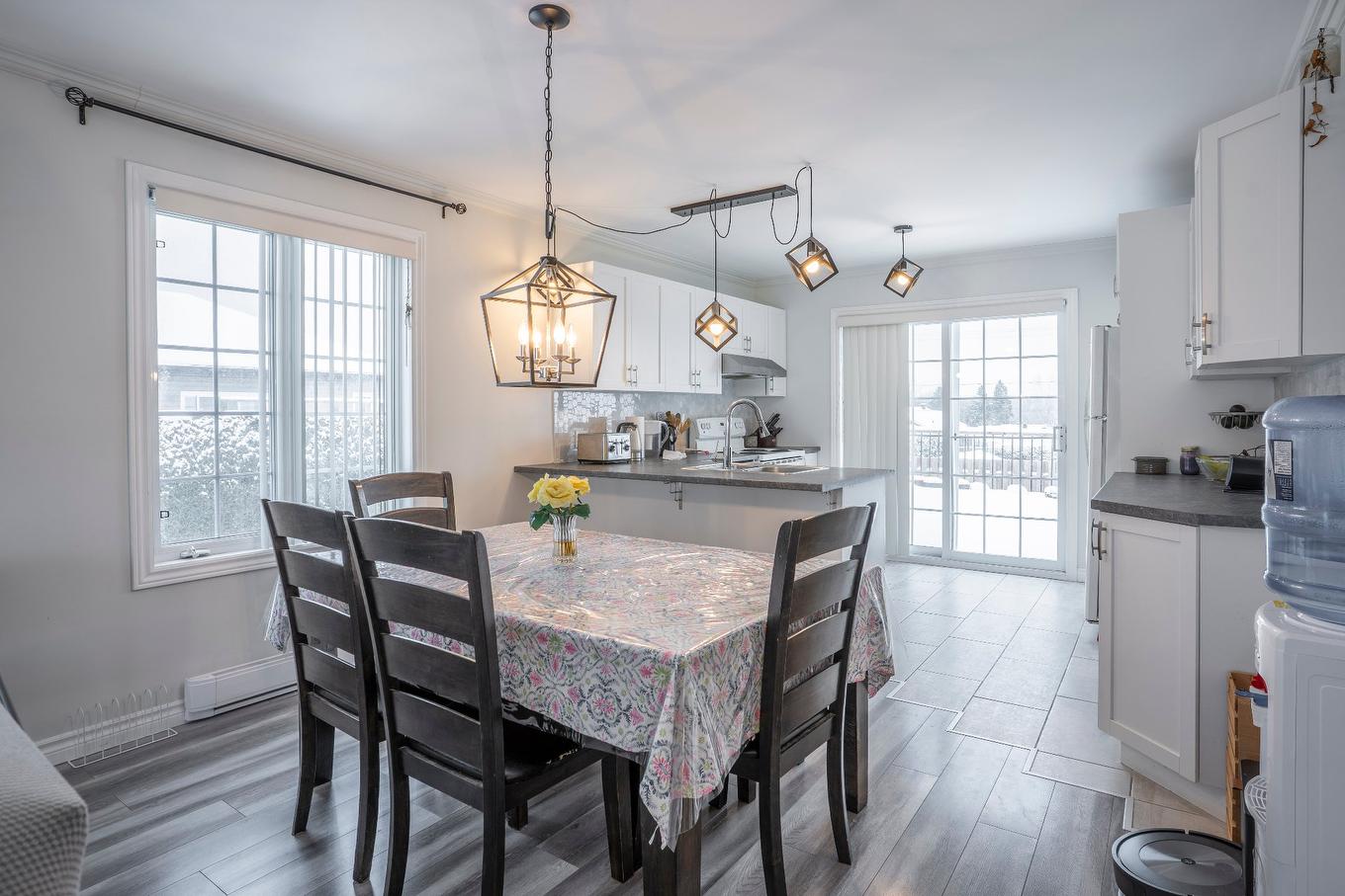 Dining room - 2760 120E Rue, Saint-Georges, QC - Indoor Photo Showing Dining Room