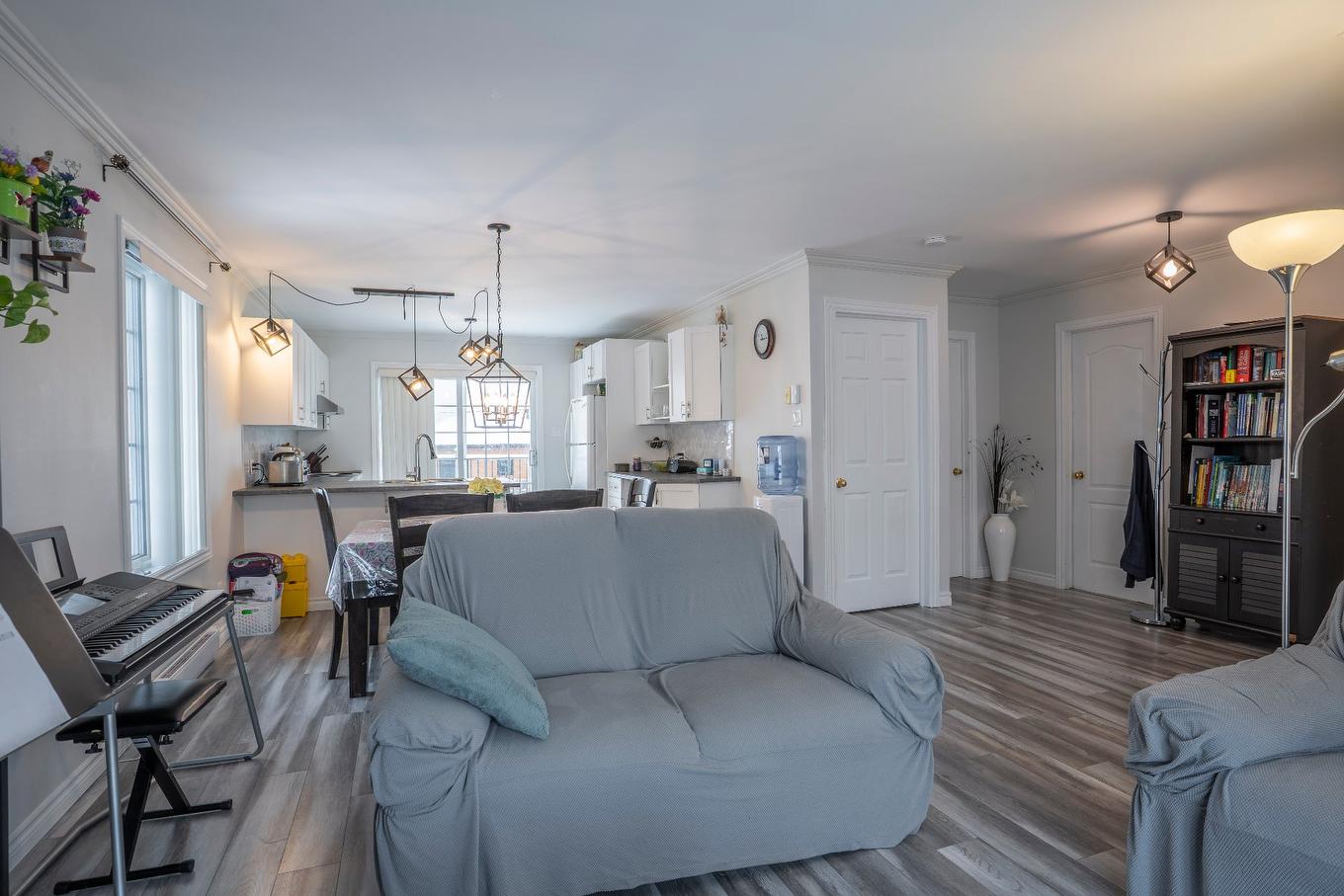Overall view - 2760 120E Rue, Saint-Georges, QC - Indoor Photo Showing Living Room