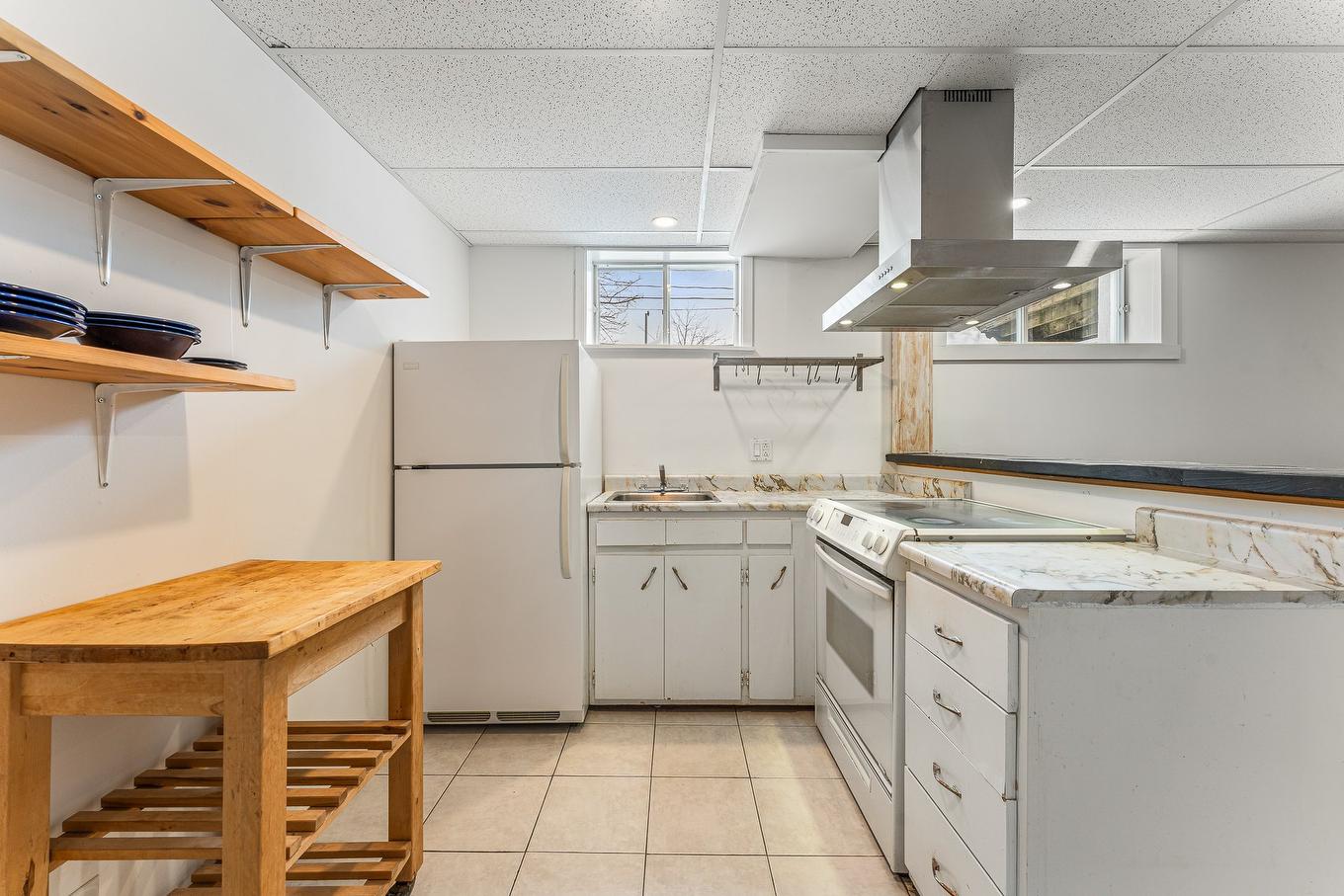 Cuisine - 1550 Rue Bonsecours, Sherbrooke (Les Nations), QC - Indoor Photo Showing Kitchen
