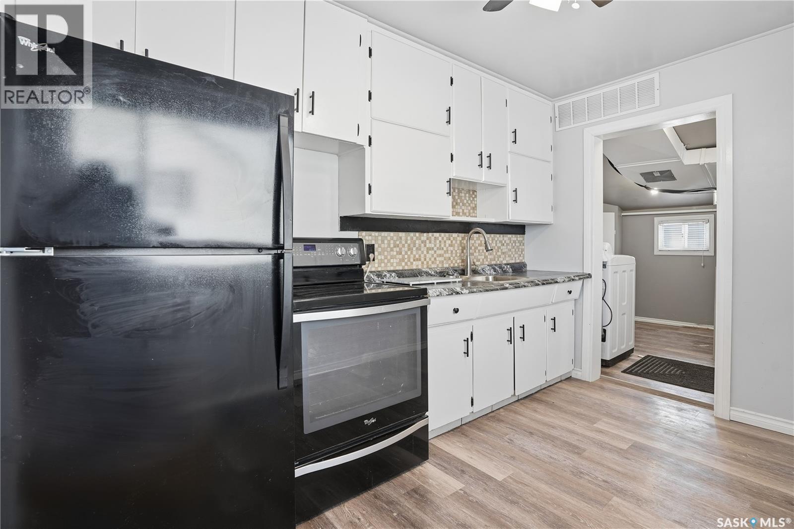 23 Ingersoll Crescent, Regina, SK - Indoor Photo Showing Kitchen