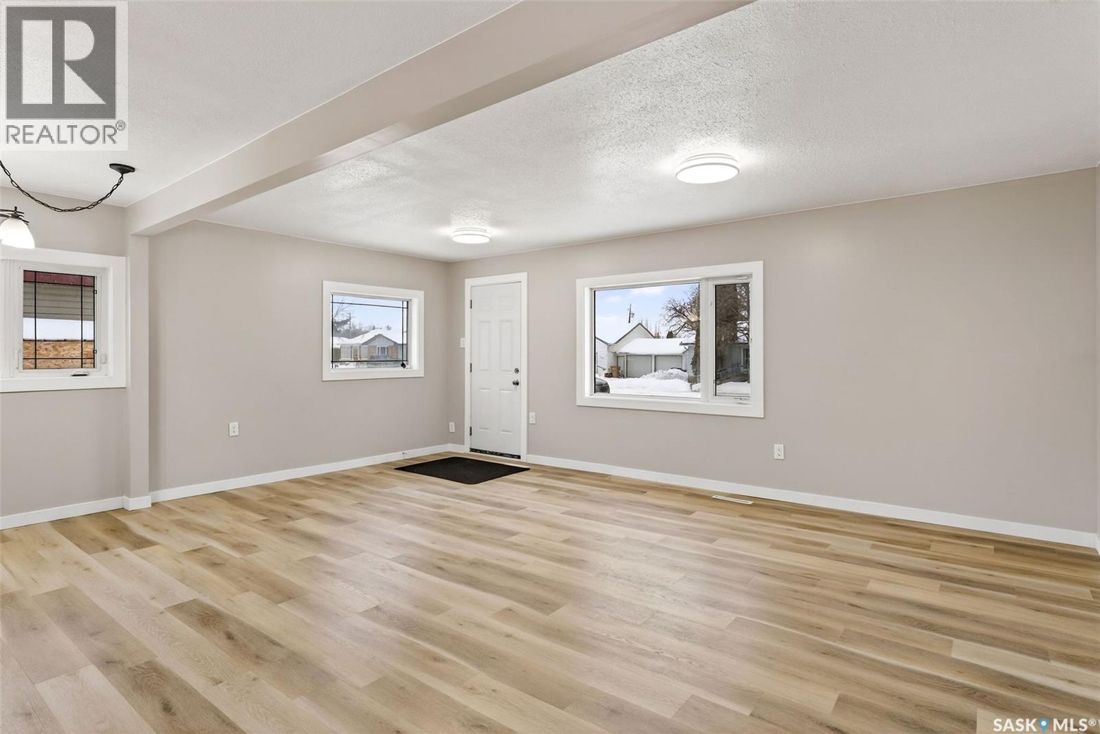 313 3Rd Avenue E, Shellbrook, SK - Indoor Photo Showing Other Room