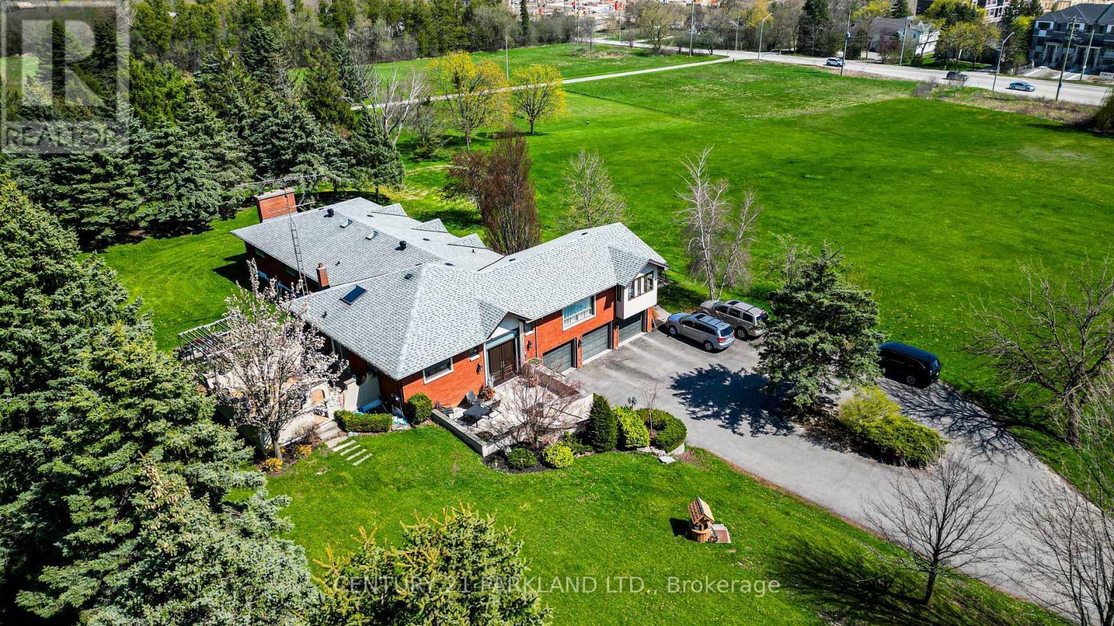 11559 Leslie Street, Richmond Hill, ON - Outdoor