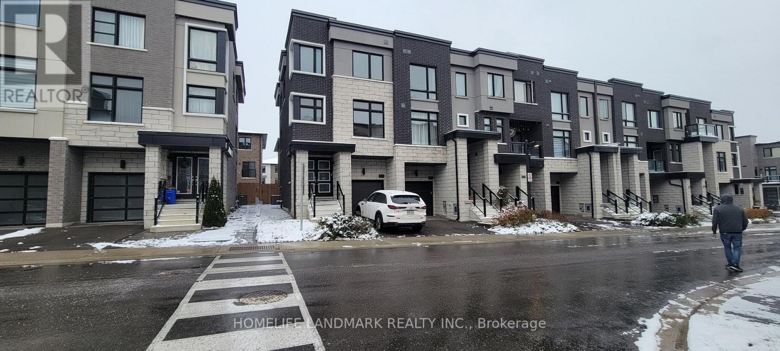 2514 Castlegate Crossing, Pickering, ON - Outdoor With Facade