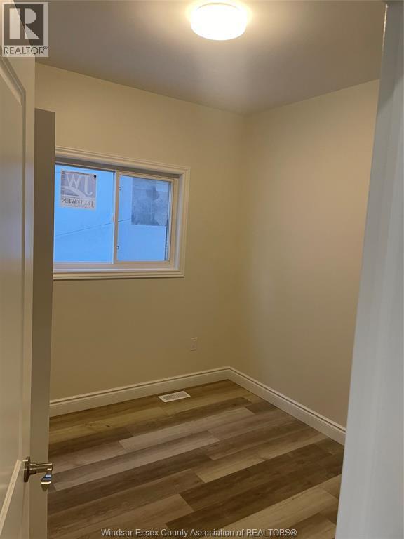 645 Janette Unit# B, Windsor, ON - Indoor Photo Showing Other Room