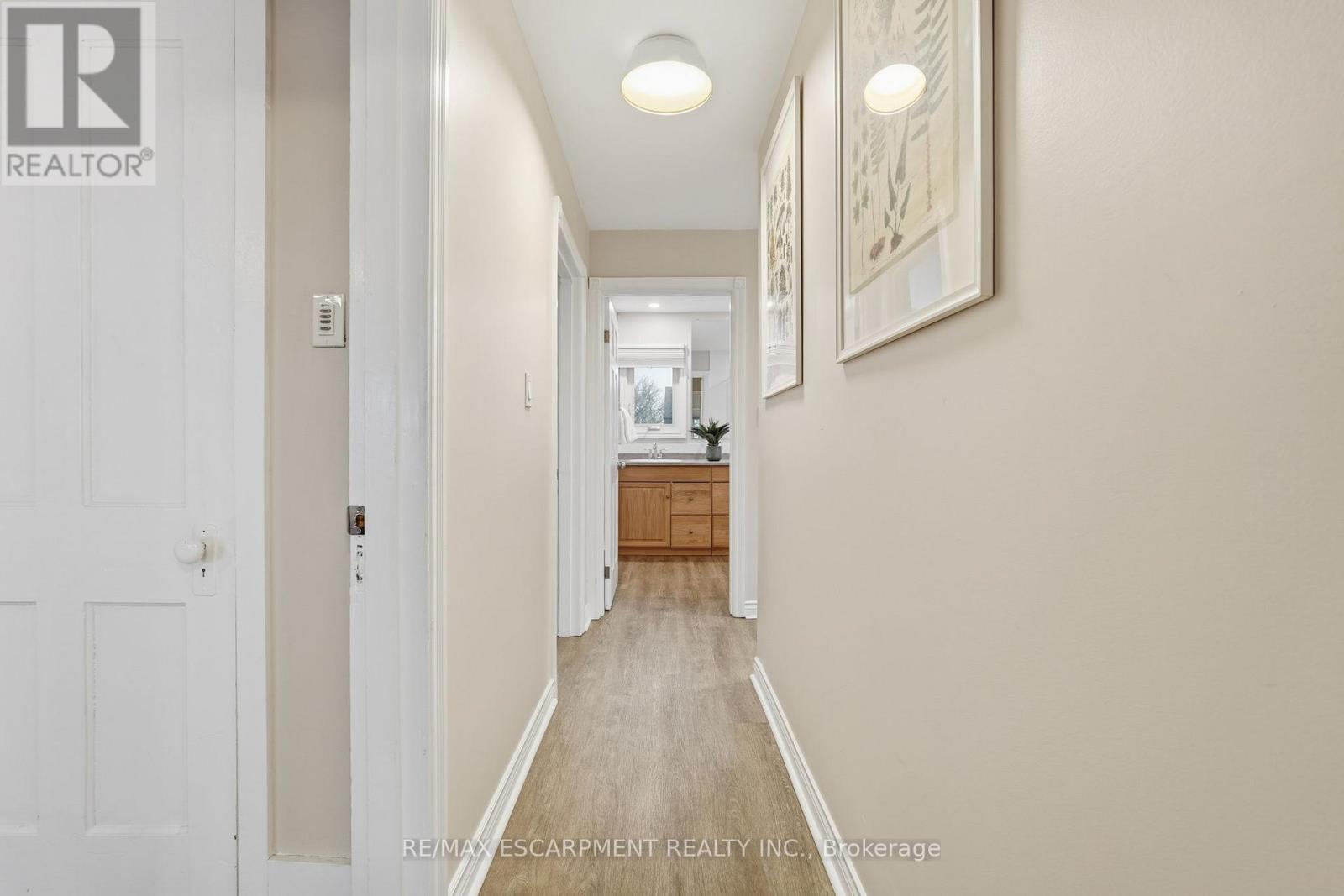 232 Mountain Park Avenue, Hamilton, ON - Indoor Photo Showing Other Room