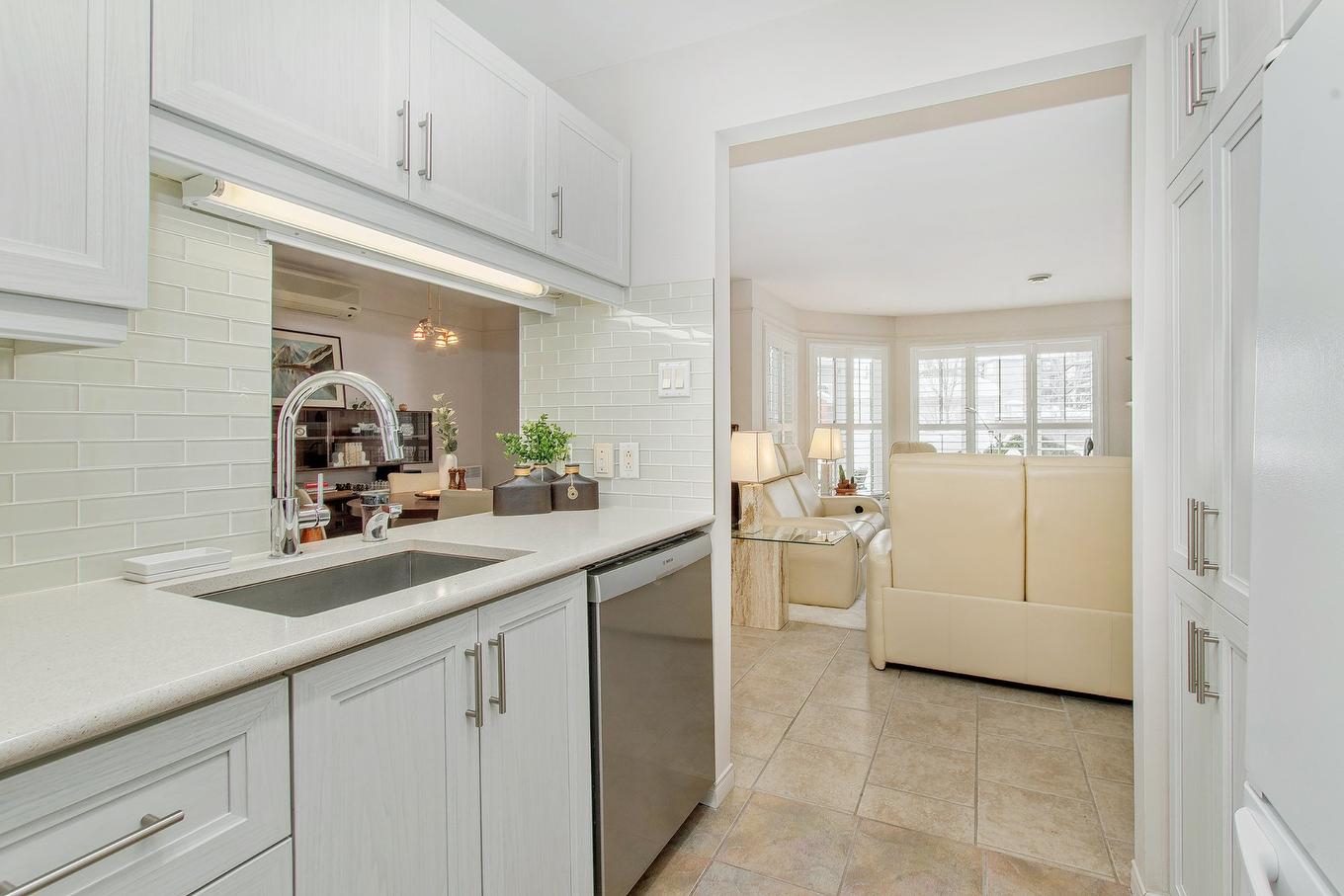Kitchen - 1139 Boul. Maisonneuve, Saint-Jérôme, QC - Indoor Photo Showing Kitchen