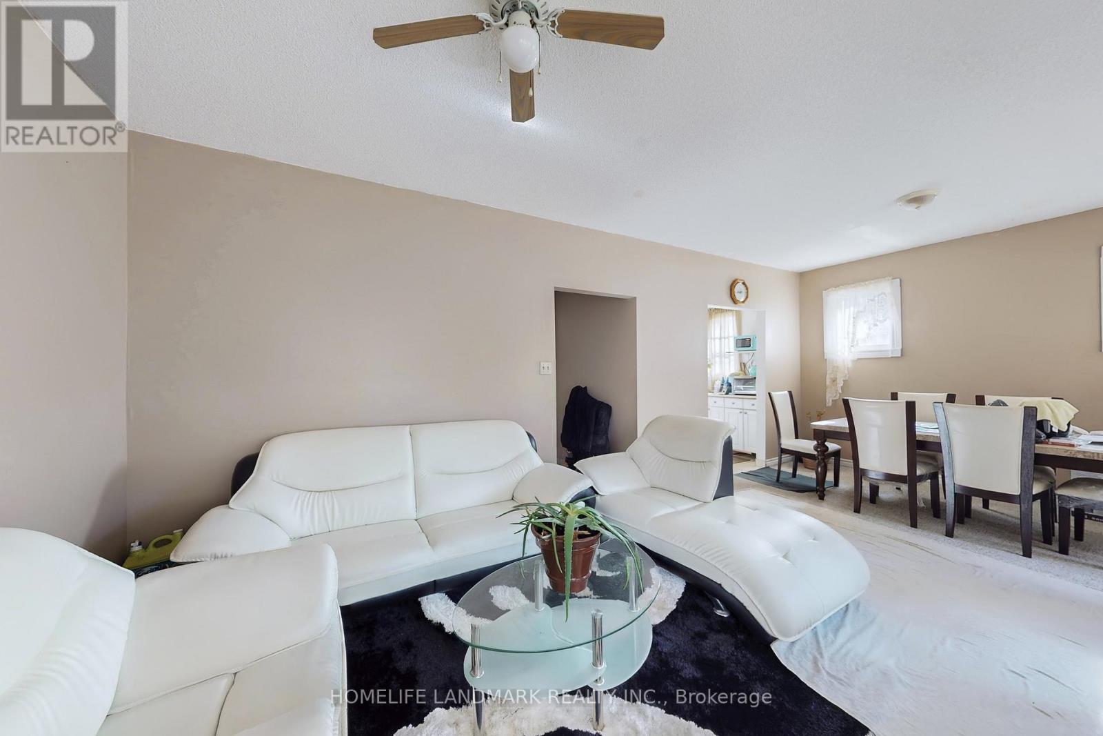 153 Joseph Street, Kitchener, ON - Indoor Photo Showing Living Room