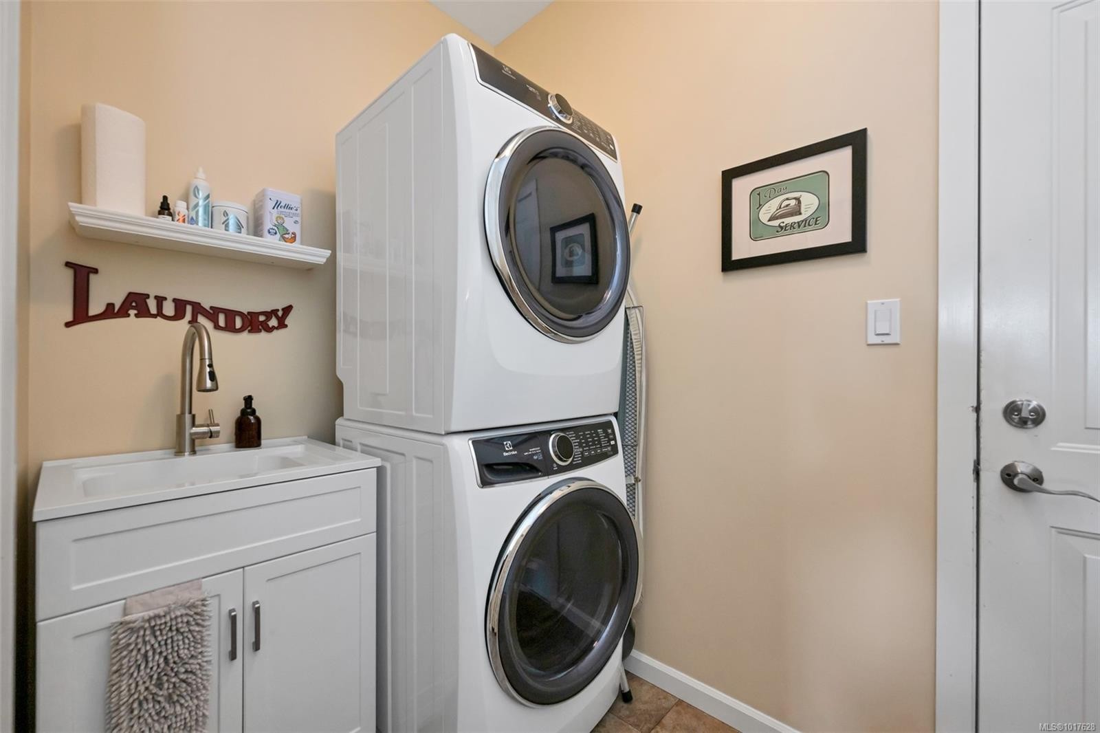 6479 Cedarview Pl, Sooke, BC