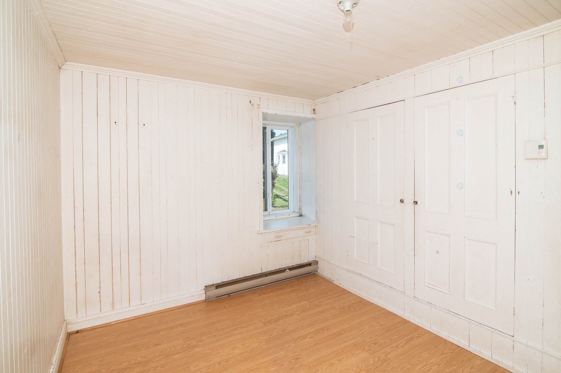Bedroom - 9 Route 132 E., Saint-Denis-De La Bouteillerie, QC - Indoor Photo Showing Other Room