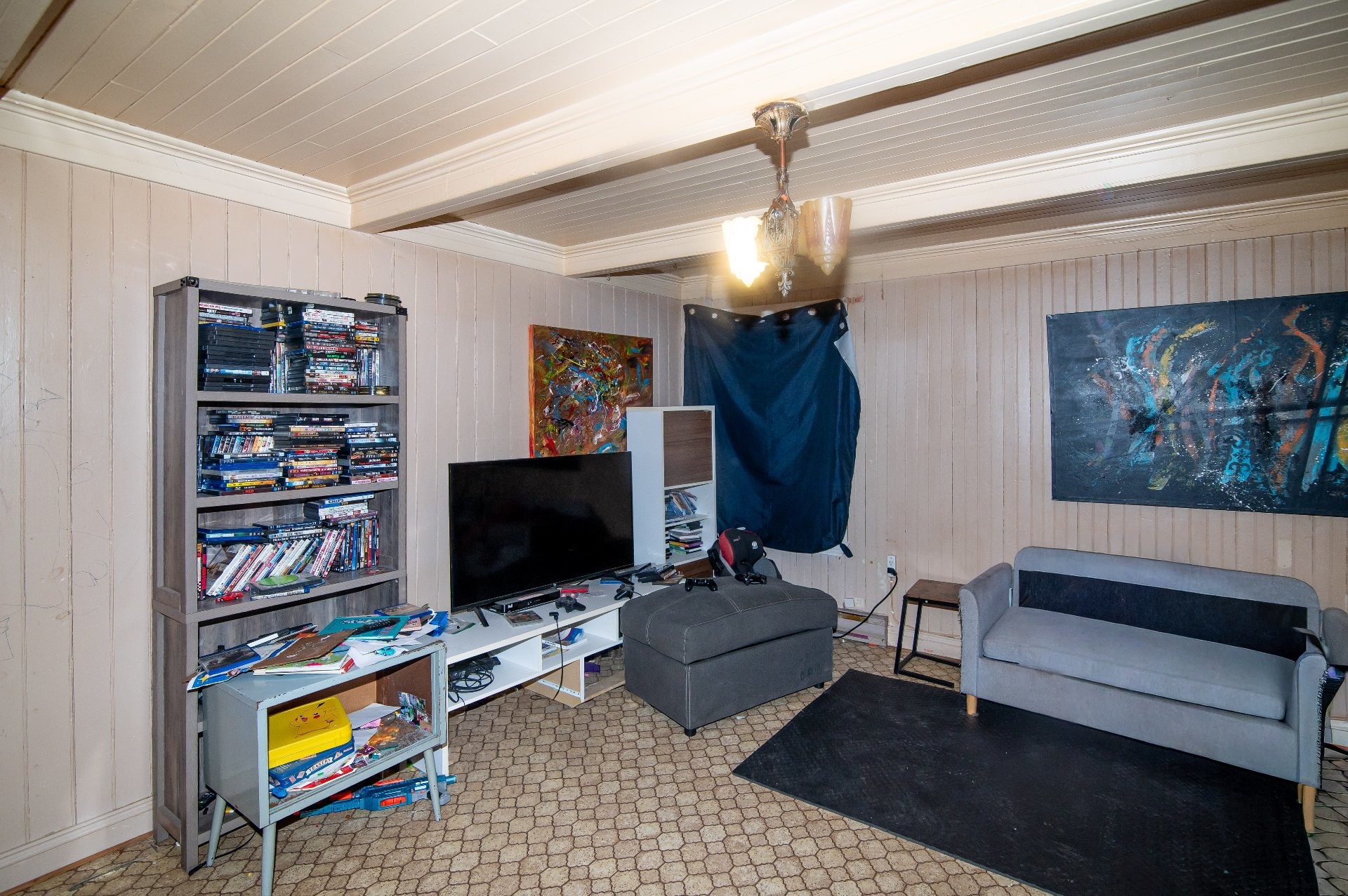 Living Room - 9 Route 132 E., Saint-Denis-De La Bouteillerie, QC