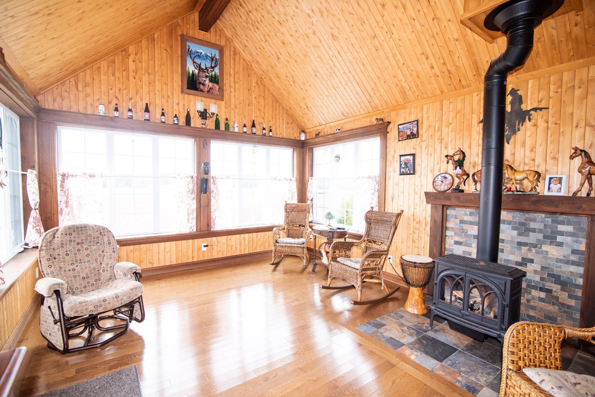 Autre - 9 Route Lauzier, Kamouraska, QC - Indoor With Fireplace