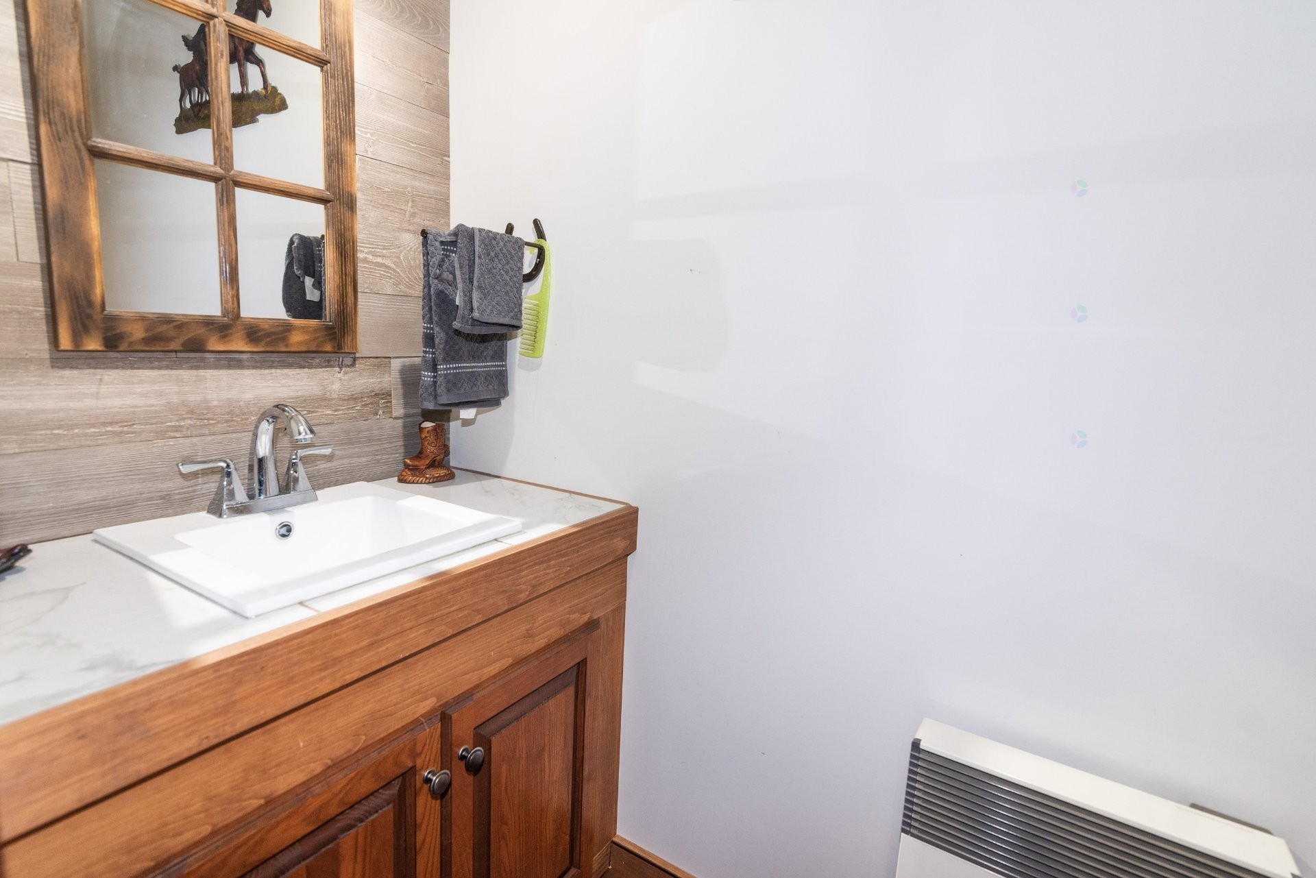 Salle d'eau - 9 Route Lauzier, Kamouraska, QC - Indoor Photo Showing Bathroom