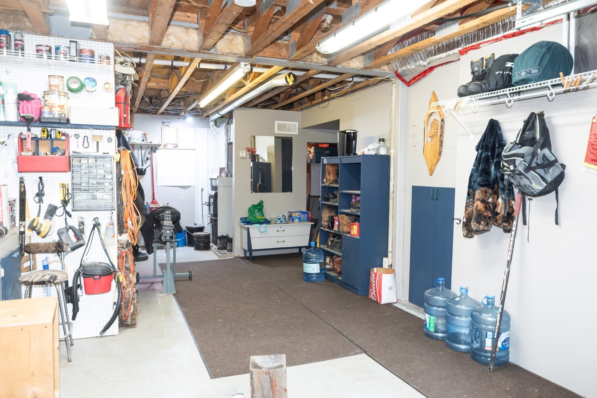 Garage - 9 Route Lauzier, Kamouraska, QC - Indoor Photo Showing Basement