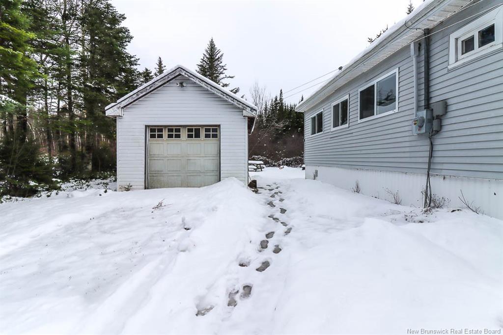 261 Shanklin Rd, Bains Corner, NB