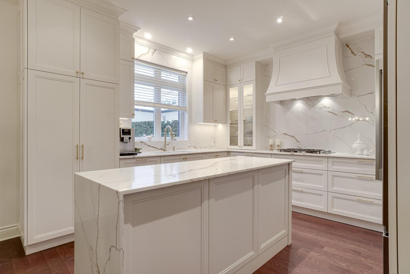 Kitchen - 7 Rue Hector-Maisonneuve, Blainville, QC - Indoor Photo Showing Kitchen With Upgraded Kitchen