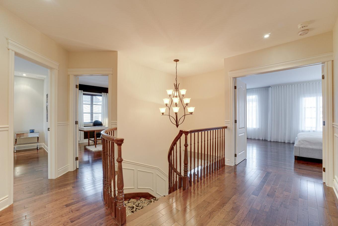 Passageway - 7 Rue Hector-Maisonneuve, Blainville, QC - Indoor Photo Showing Other Room