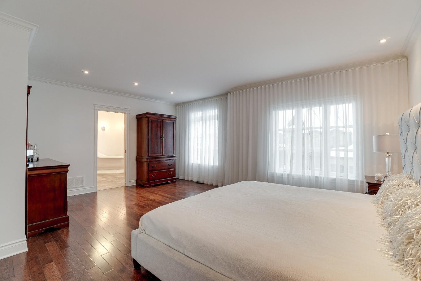 Primary bedroom - 7 Rue Hector-Maisonneuve, Blainville, QC - Indoor Photo Showing Bedroom