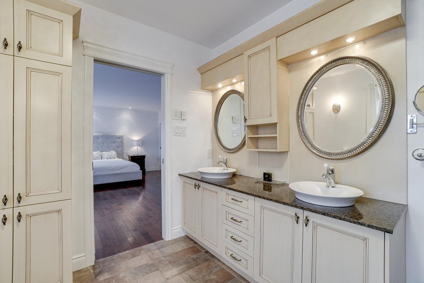 Ensuite bathroom - 7 Rue Hector-Maisonneuve, Blainville, QC - Indoor Photo Showing Bathroom