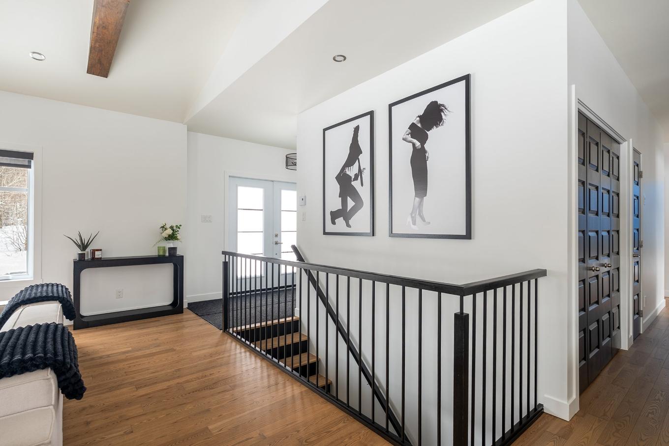 Hall - 322 - 324 Ch. De Wexford, Shannon, QC - Indoor Photo Showing Other Room