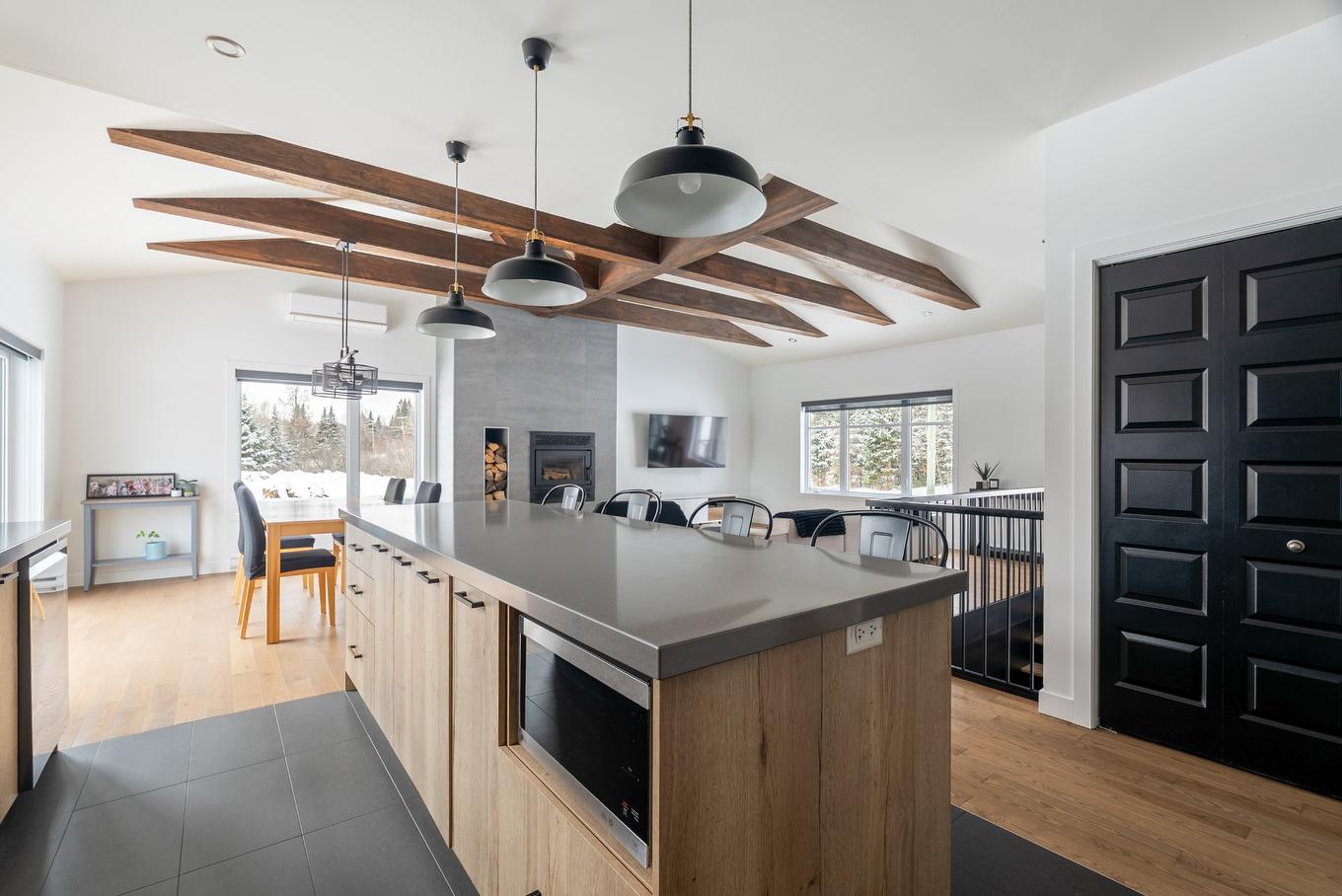 Kitchen - 322 - 324 Ch. De Wexford, Shannon, QC - Indoor Photo Showing Kitchen