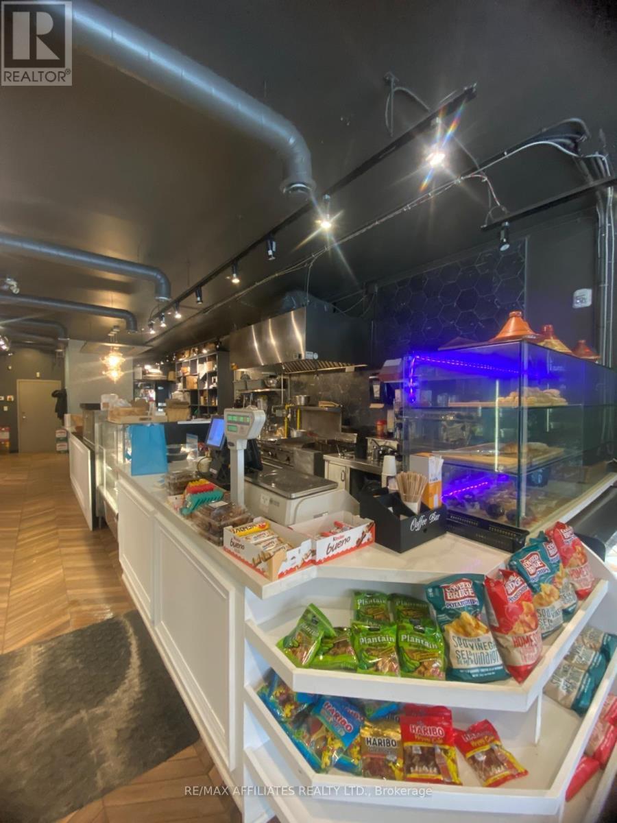 296 Somerset Street E, Ottawa, ON