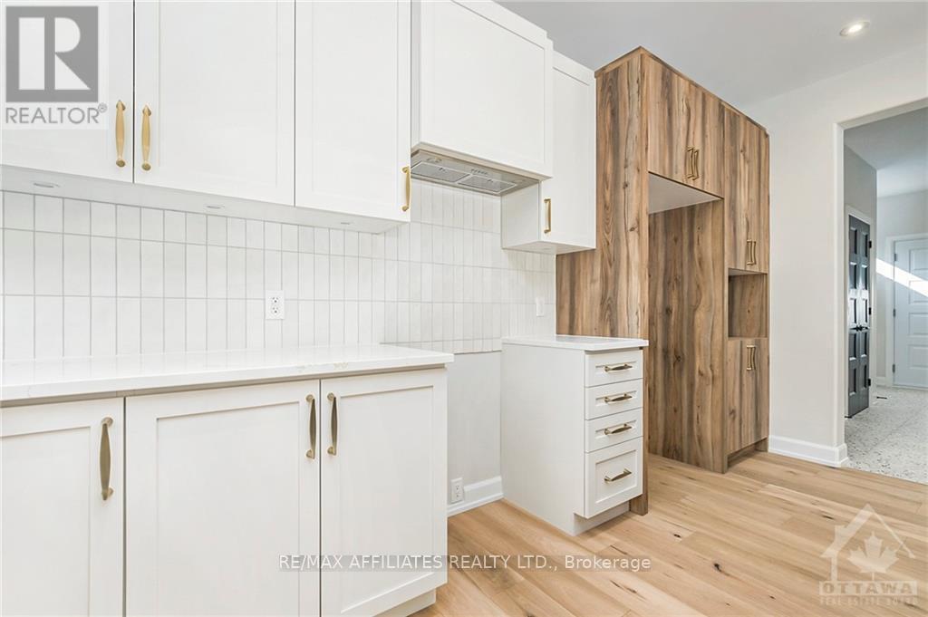 1035 Chablis Crescent, Russell, ON - Indoor