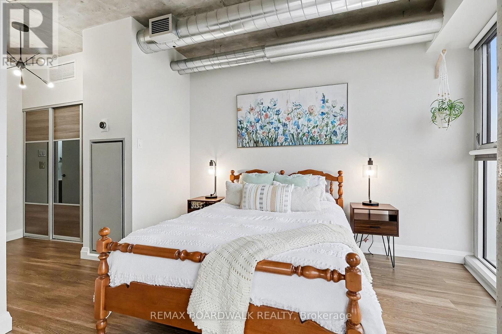 710 - 354 Gladstone Avenue, Ottawa, ON - Indoor Photo Showing Bedroom