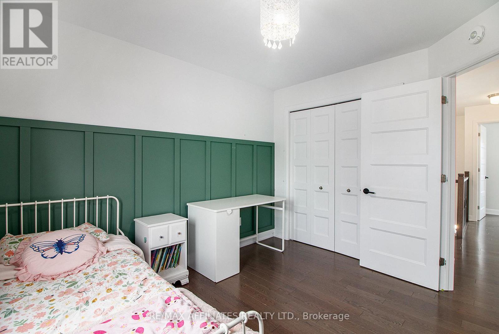 129 Lyon Street, Russell, ON - Indoor Photo Showing Bedroom