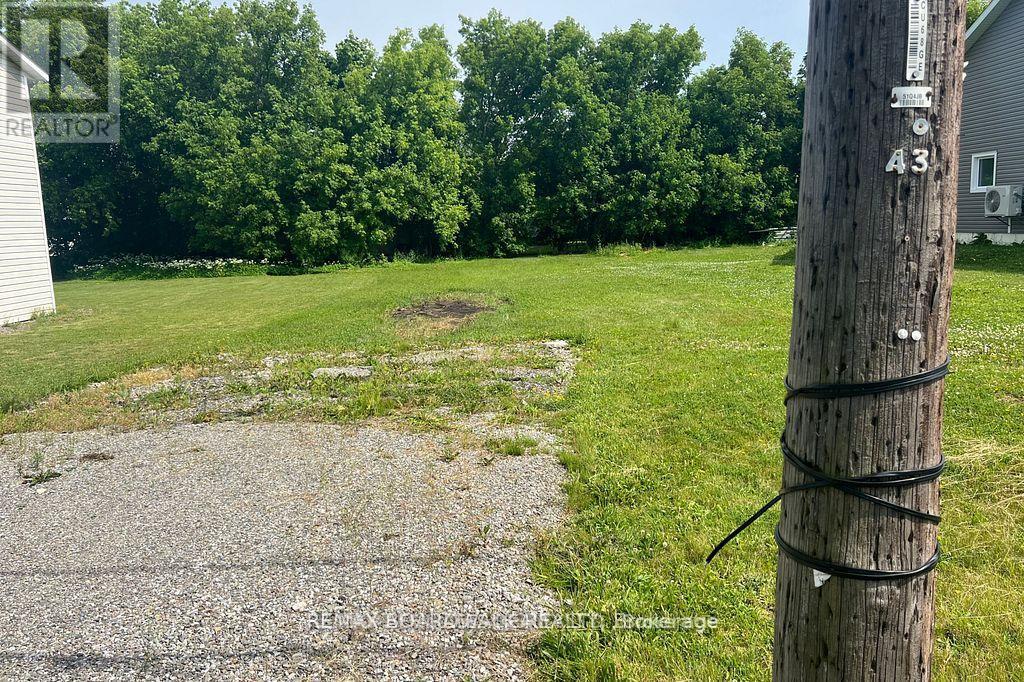 43 King Street, Montague, ON