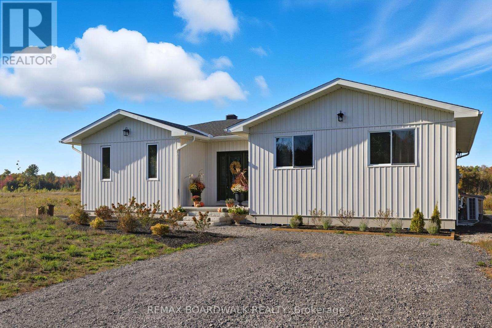 1606 Pittston Road, Edwardsburgh/Cardinal, ON - Outdoor