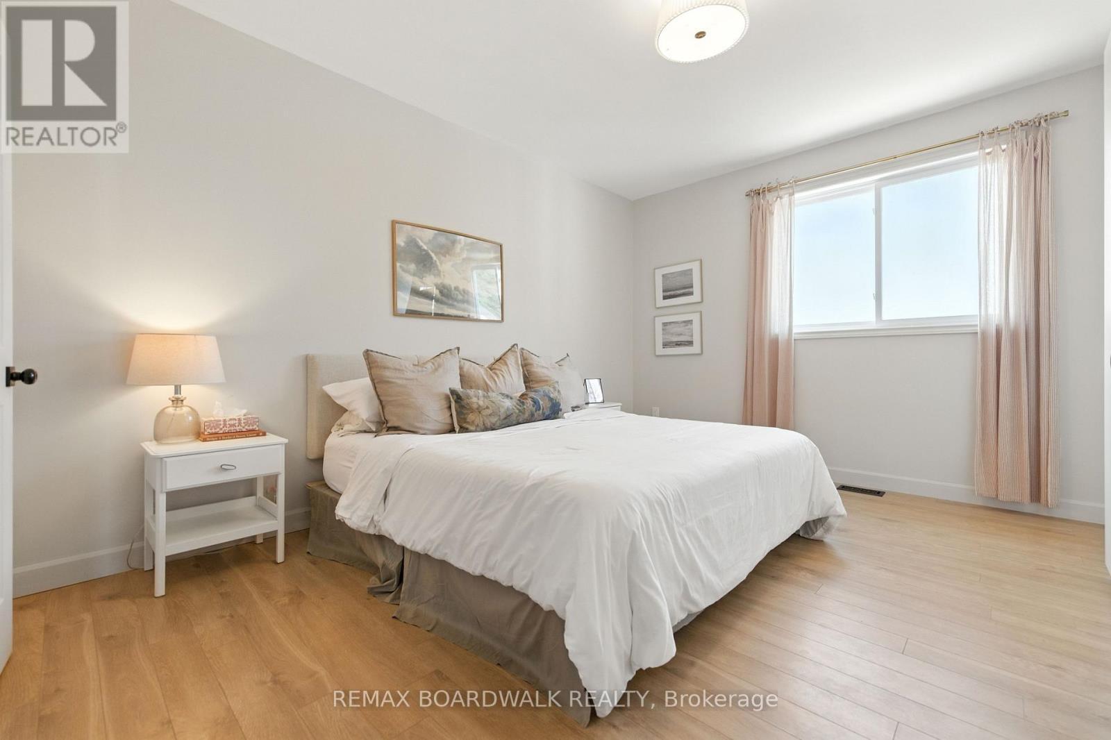 1606 Pittston Road, Edwardsburgh/Cardinal, ON - Indoor Photo Showing Bedroom