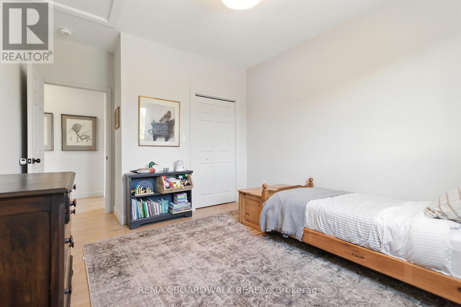 1606 Pittston Road, Edwardsburgh/Cardinal, ON - Indoor Photo Showing Bedroom