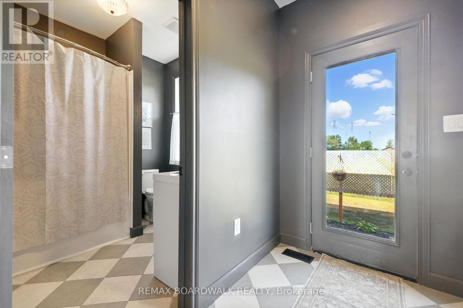 1606 Pittston Road, Edwardsburgh/Cardinal, ON - Indoor Photo Showing Other Room